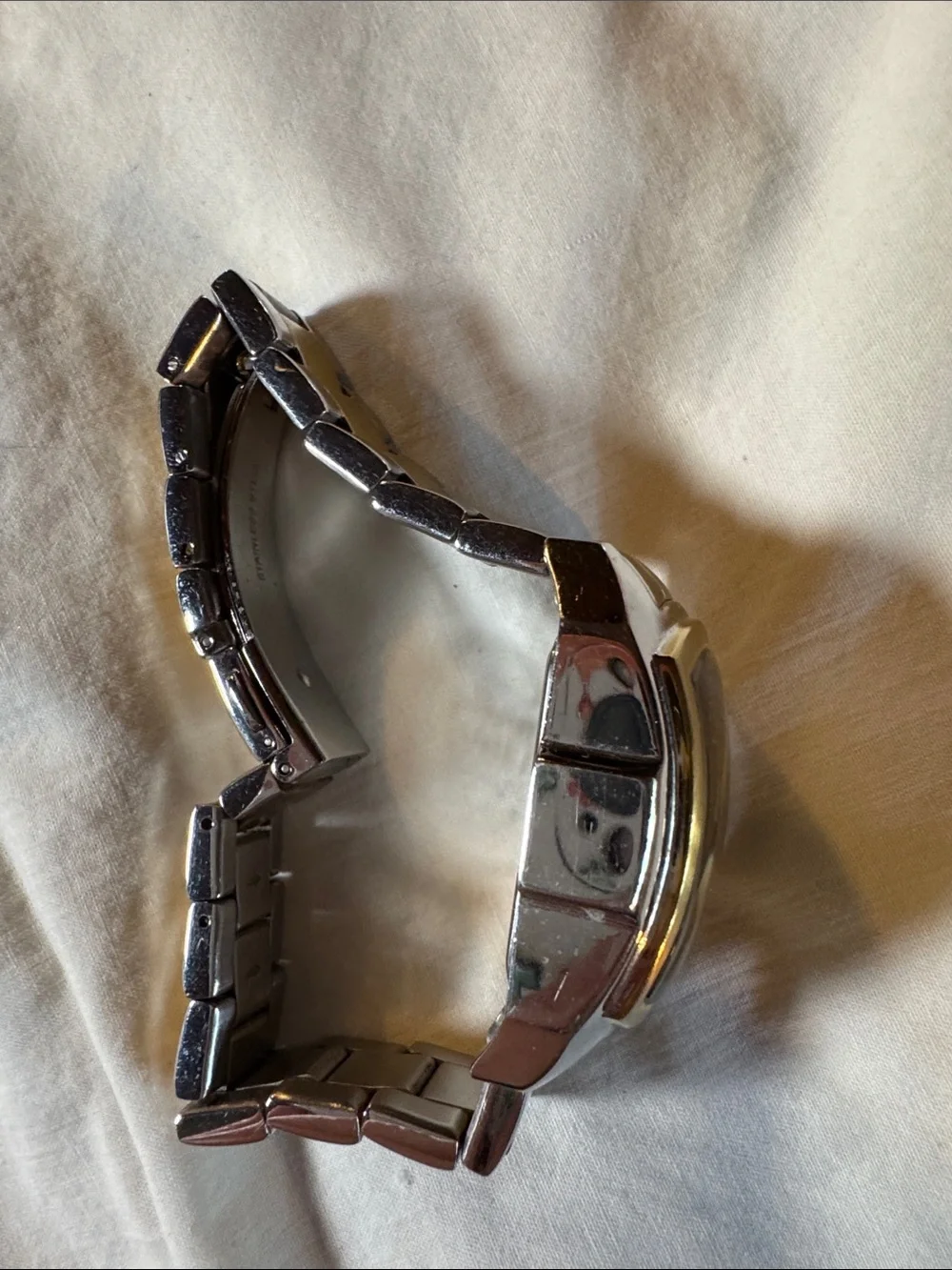 Invicta Lupah “The Last Word” Silver and Gold Two-Tone Men's Watch